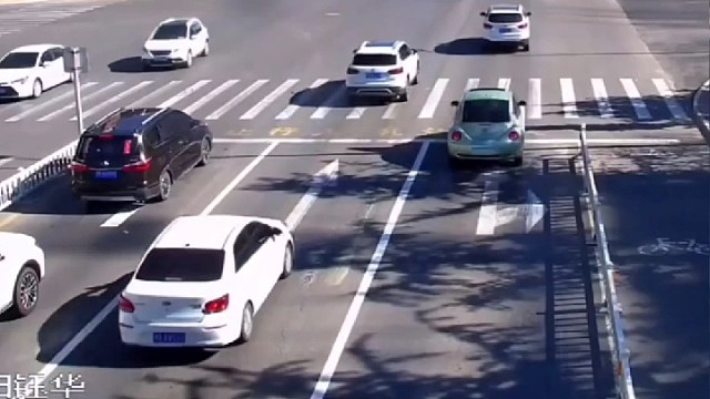 安全距离很重要