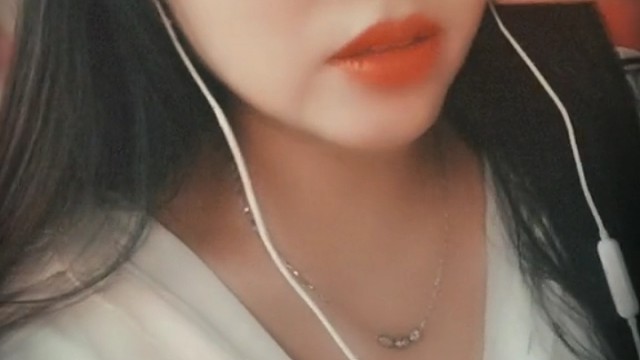 深夜失眠的女人