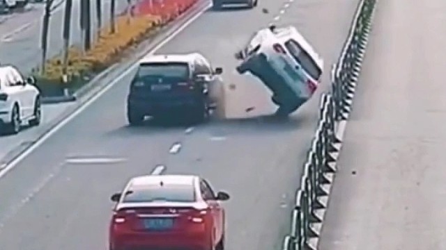 交通安全第一位呀