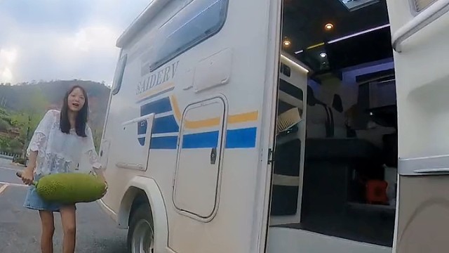 房车露营体验--单身小姐姐的故事