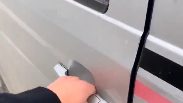 终究还是五菱神车