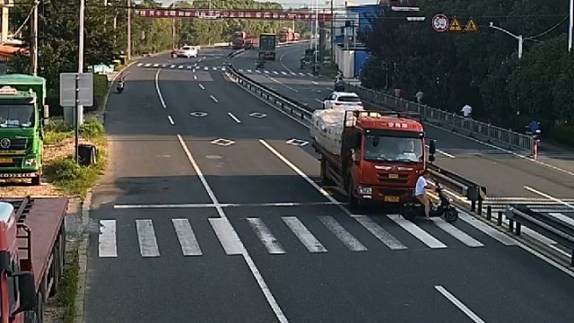 还好暂停了，不然货车司机又耽误送货了