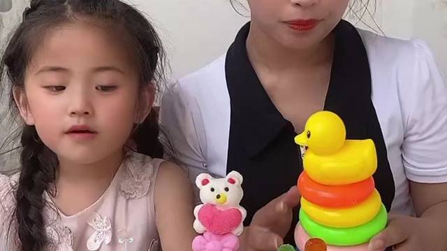 亲子互动游戏！宝贝吃糖容易长蛀牙，不能吃糖