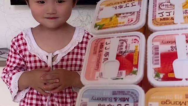 亲子互动游戏！谁想吃果冻呀