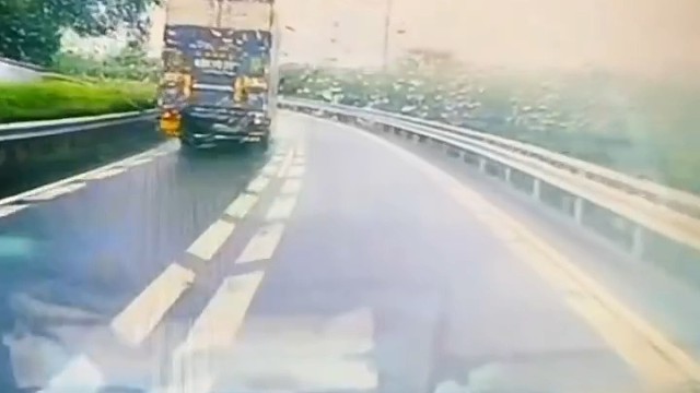 一个举动救了一个家庭