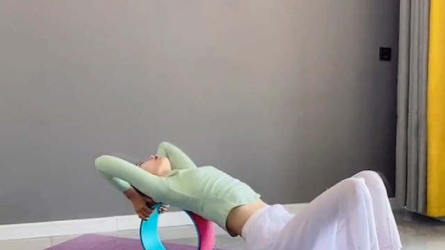 想要变年轻的看过来