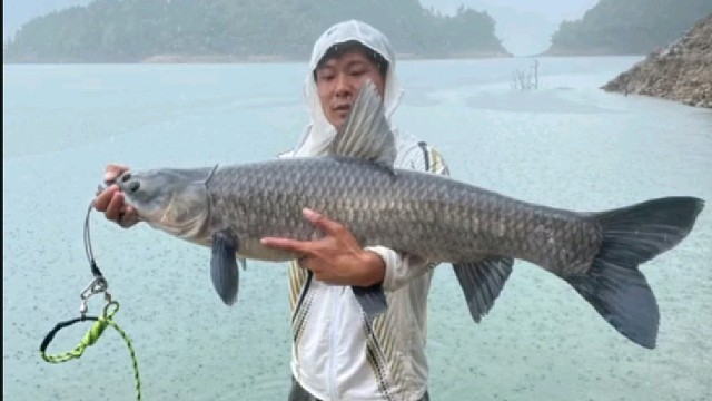 雨天跟巨物更配哟