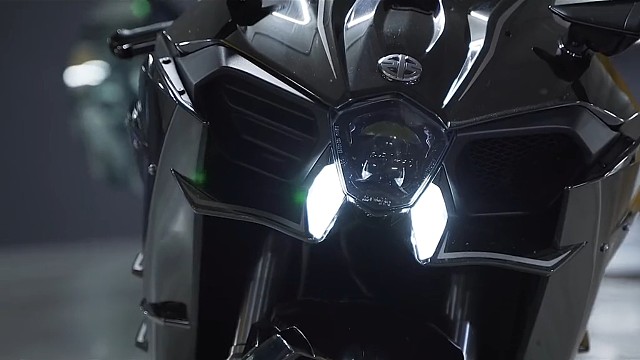 骑上你的川崎，我们顶峰相见