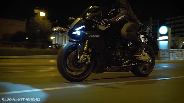 夜里的风景，带你去兜风，更加美丽