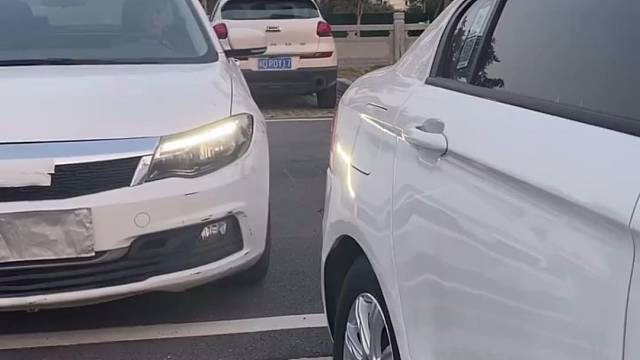 开车上路这些技巧太好用。#快说车@快说车(O40300095)