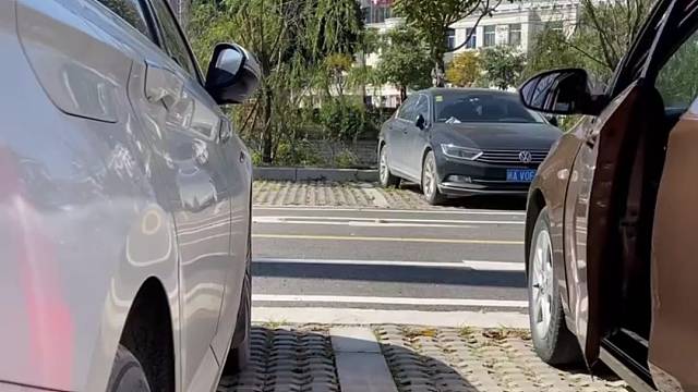 学会这五个技巧，开车想剐蹭都难。#快说车