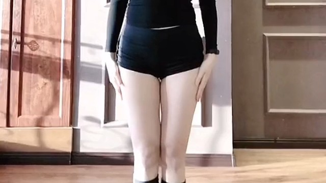 瑜伽日常，记录身材，见证美好自己。