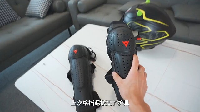 只要我不尴尬，尴尬的就是你们