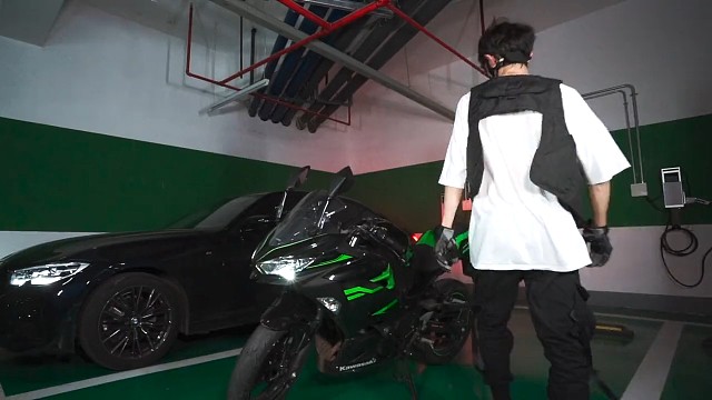 二轮它不比四轮帅么