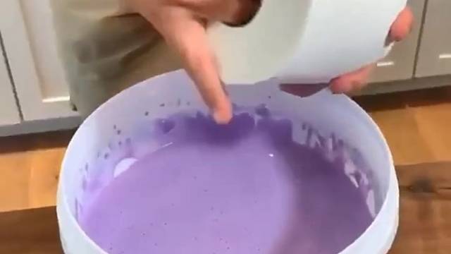 当客人上厕所时，给他们留下深刻印象❤️