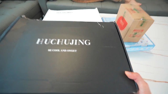 看下男生VS女生，是如何买买买的