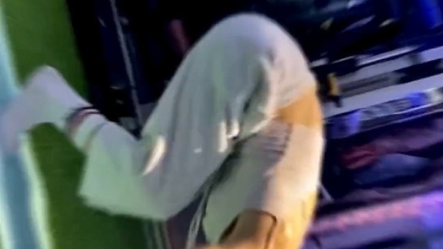 艾特你的软蛋兄弟