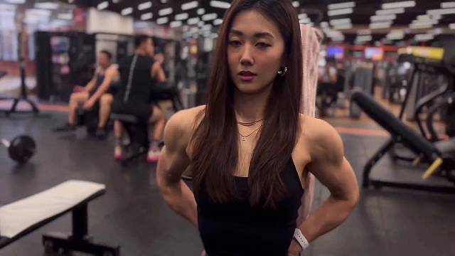 颜值和肌肉你更喜欢哪个？
