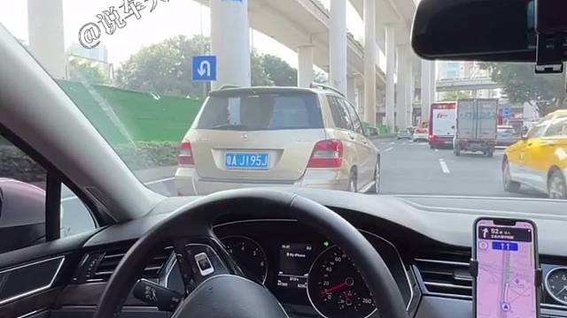 开车上路要懂这些灯语，不然要吃亏#灯语#用车知识