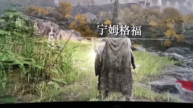 头铁锤了下npc！被暴打了半个小时！