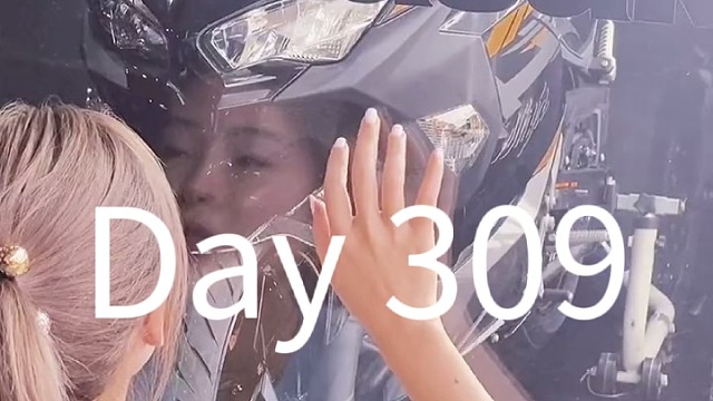 女孩当独立自主，勇往直前，无畏无惧。