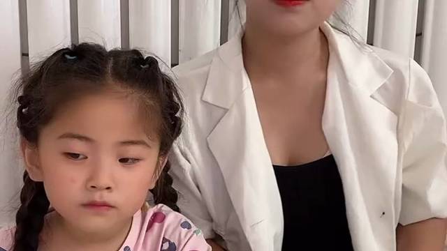 亲子互动游戏，我的牙齿好疼呀