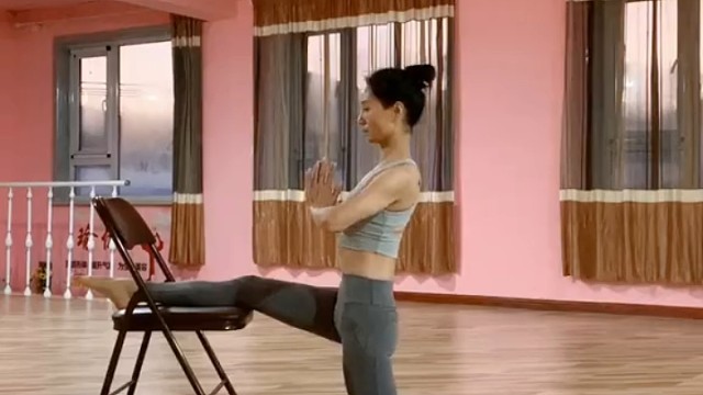 瑜伽，是你酸疼中的接纳