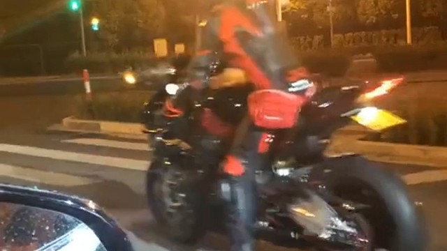 看我是有多受欢迎