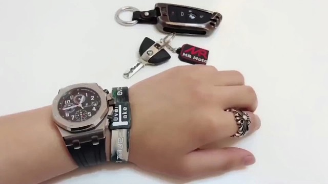 四轮载人，二轮载魂