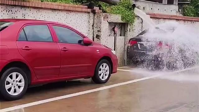 这车停的没谁了，高手中的高手