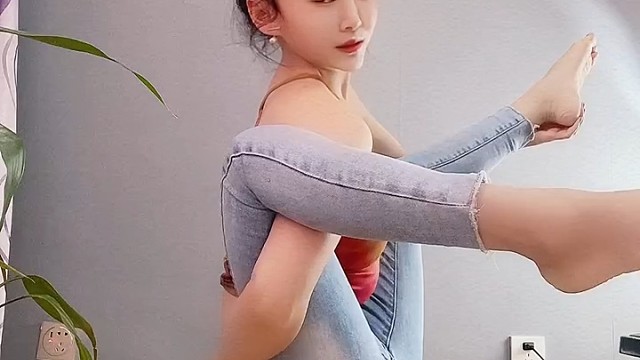 快来学习瑜伽吧，太厉害了