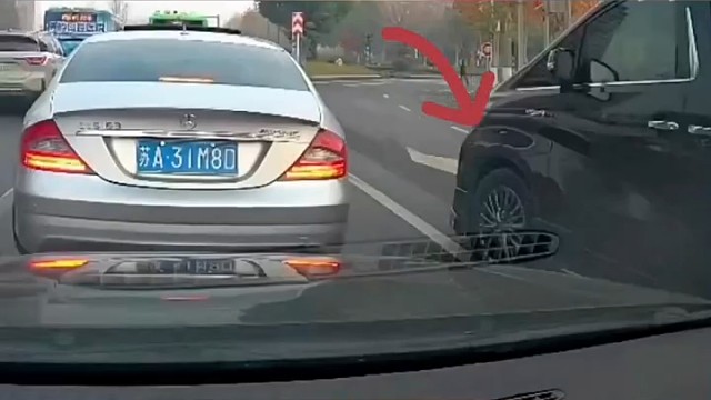 不打灯加塞，你会让吗？