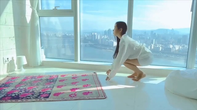 记录瑜伽日常，见证美好身材出现。