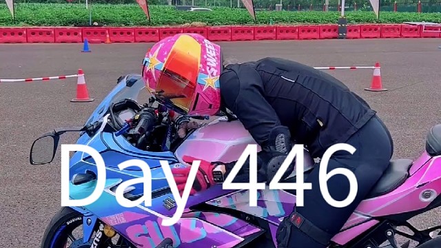 知道你们爱看火花磨膝