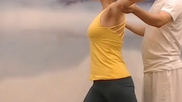 记录瑜伽日常，见证美好身材！