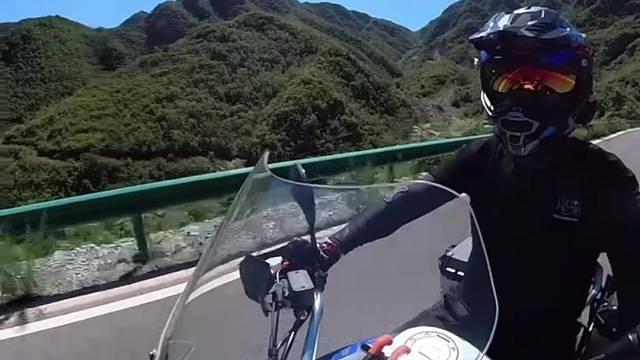 带你去看大山里的美景