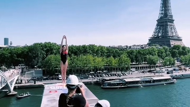 在我遇见你之前，愿上帝，一直捧你在手心。#跳水#高空跳水#极限运动#危险动作请勿模仿