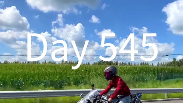 四轮承载生命，二轮承载灵魂，当骑士弯腰时你就输了