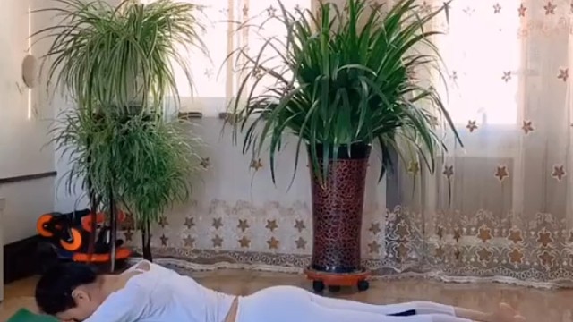 每天最开心的事情就是做瑜伽