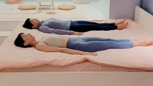 在家里练瑜伽，这样练！