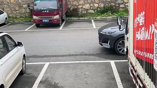 现实版倒车入库的正确方法#汽车知识#驾驶技巧