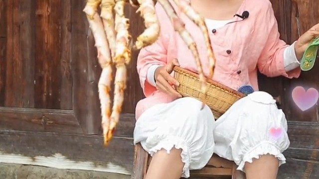 虽然帝王蟹那么大，但还是不够吃。#新农人计划2022#农村生活#在家做美食