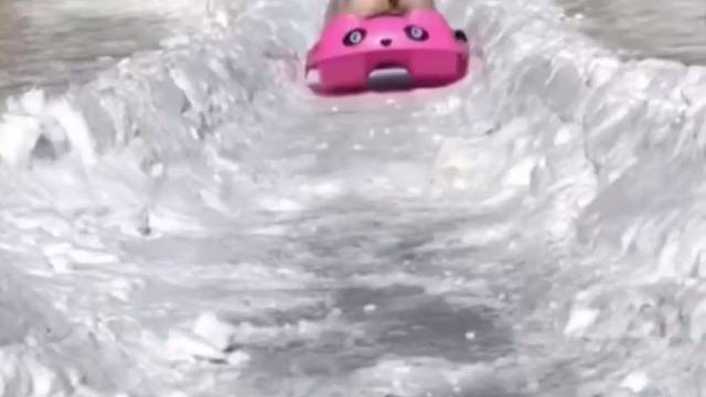 嘴都给我摔歪了