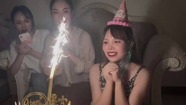 希望下次见面你还是18