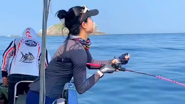 钓鱼界的天花板这炸弹鱼手感拉满啊