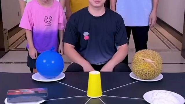 这个游戏好玩哈哈哈