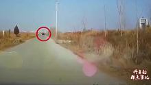 三轮车强行转弯，视频车是女司机您接着往下想 第一集