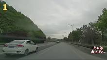 交通事故合集（104）近期交通事故，提醒大家安全出行谨慎驾驶#行车记录仪 #谨慎驾驶 #记录仪拍摄