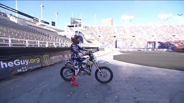 大神给你示范特技怎么玩