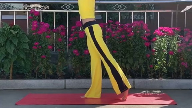 战士三——每天坚持练，美化腿型，提高专注力。